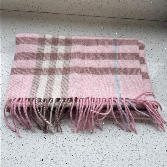 Burberry Accessories - Burberry 100% Cashmere Plaid Scarf